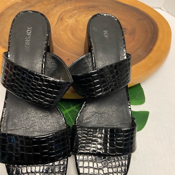 Top Shop faux Reptile Block Heels - Picture 7 of 9